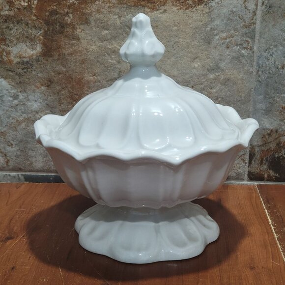 Vintage Red Cliff Ironstone Fine China Tureen Serving Covered Soup Bowl Octagona